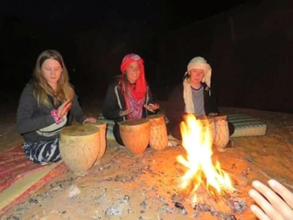 Restcamp Ergchebbi Merzouga Exterior foto