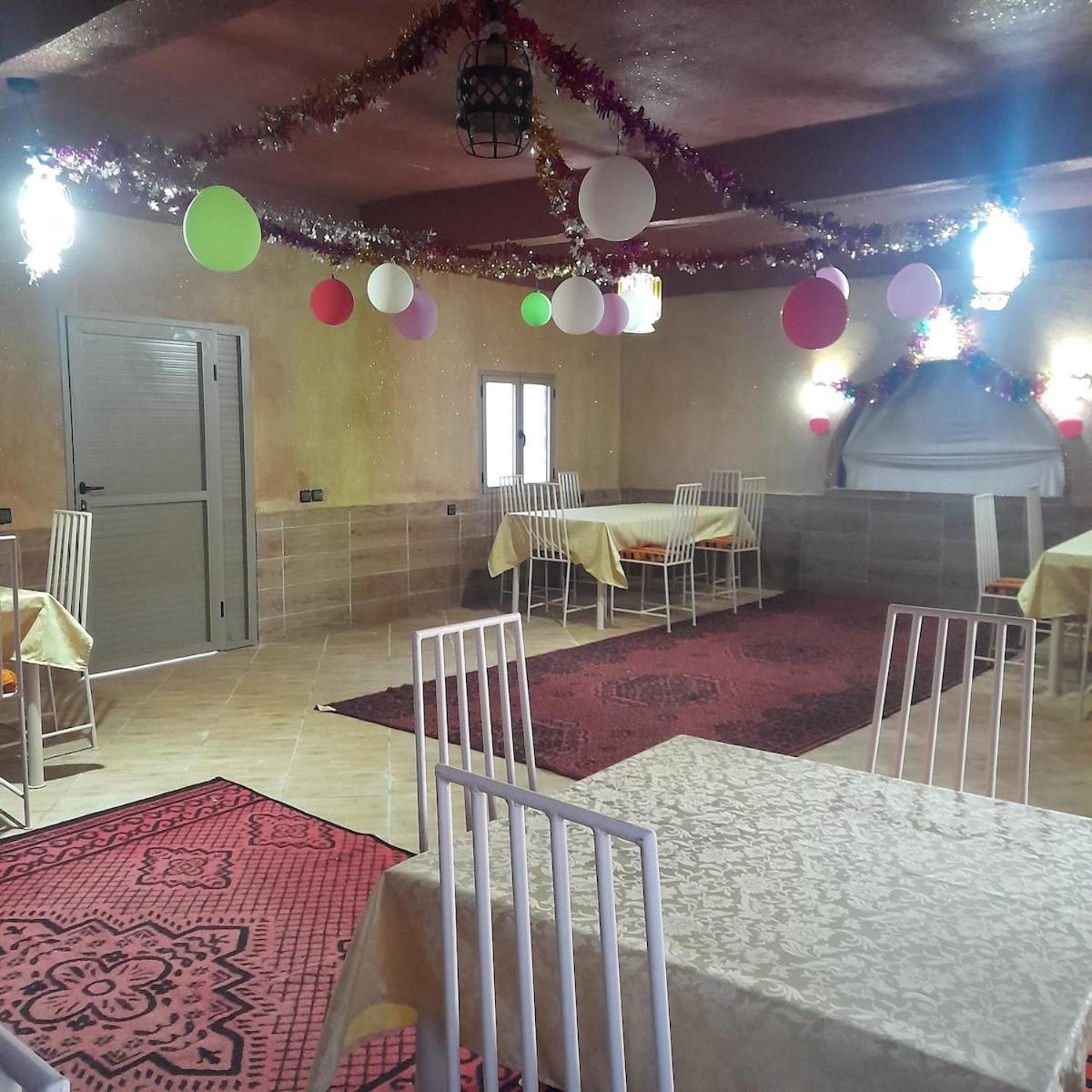 Restcamp Ergchebbi Merzouga Exterior foto